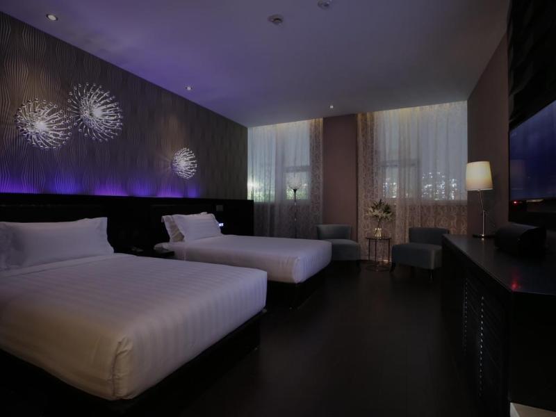 Crystal Orange Caohejing Yishan Branch Hotel